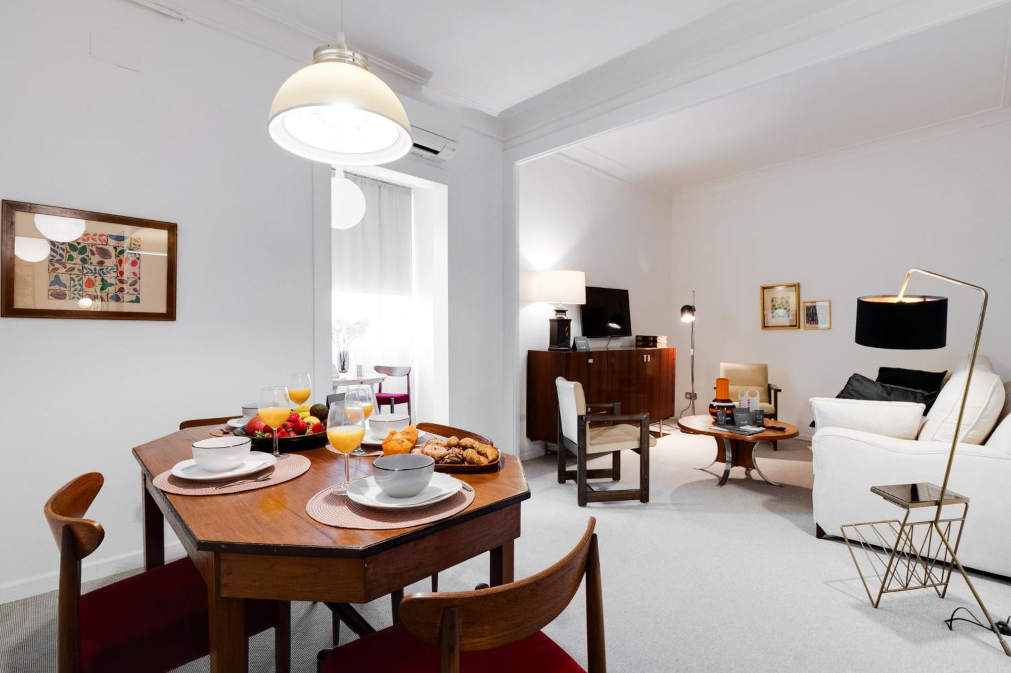 Apartment Rocafort In Eixample Barcelona